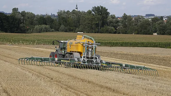 खाद स्प्रेडर के लिए चिकनाई प्रणाली समाधान